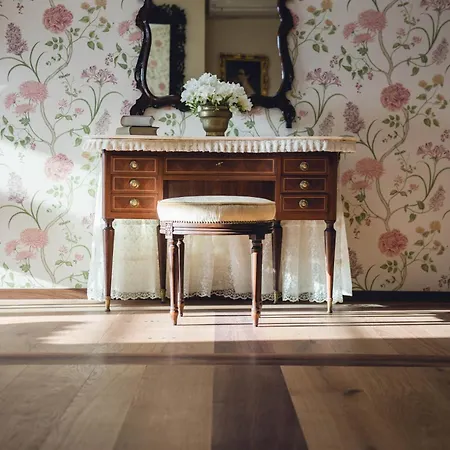 卡斯特尔弗莱堡瑞莱斯城堡酒店