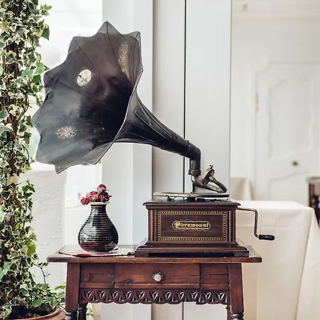 מלון Relais & Chateaux Castel Fragsburg 5*