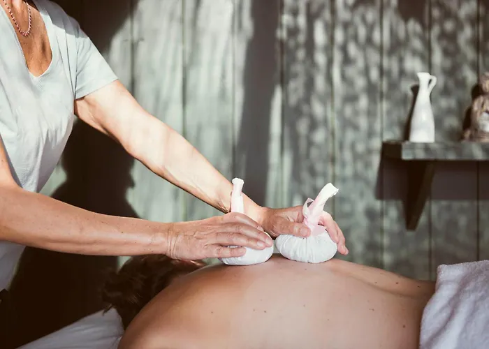 卡斯特尔弗莱堡瑞莱斯城堡酒店 酒店